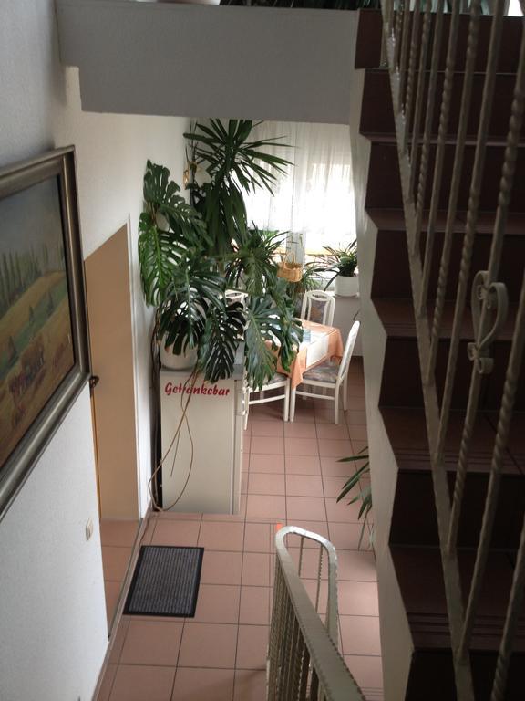 Pension & Sauna Am Lorenz Calbe Exterior foto